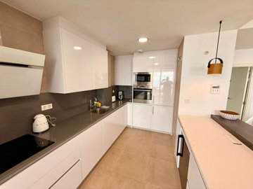 9-467d0cee5b725f3ef65f102a0c2e69c0