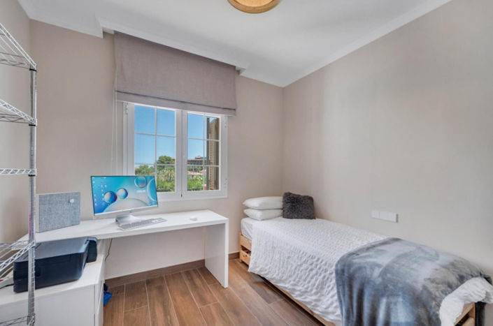 Image No.18-3 Bed Villa for sale