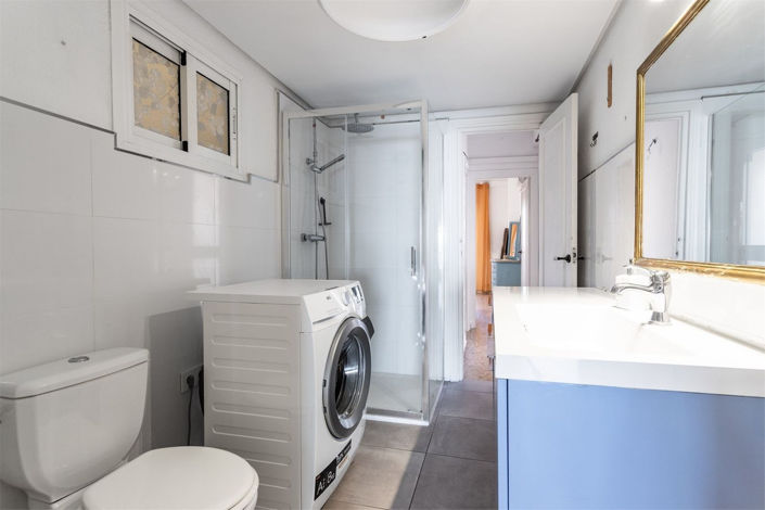 Image No.16-2 Bed Apartment for sale