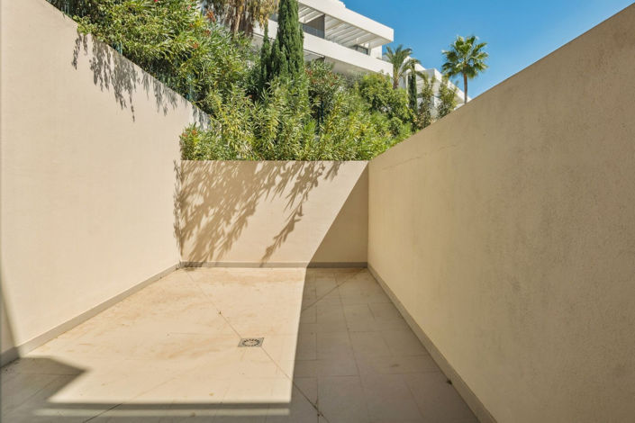 Image No.16-2 Bed Apartment for sale