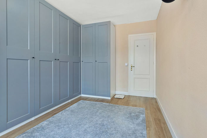 Image No.20-2 Bed Apartment for sale