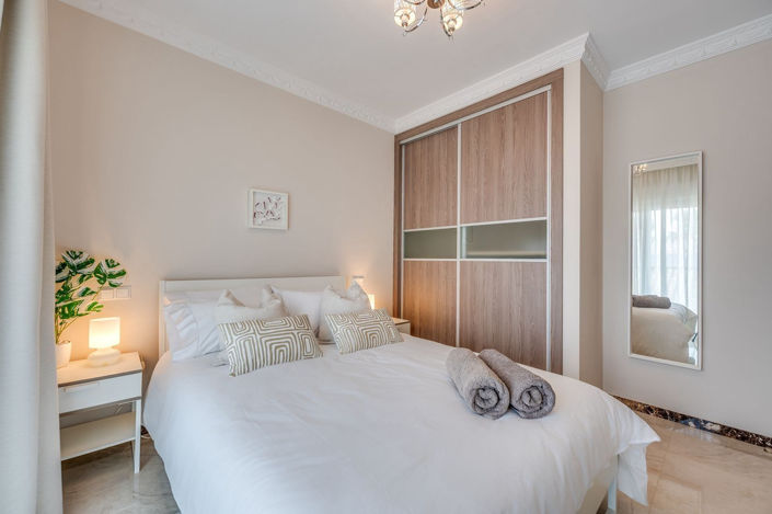 Image No.17-6 Bed Villa for sale