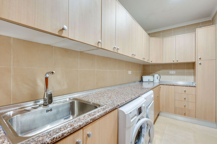 Image No.28-6 Bed Villa for sale