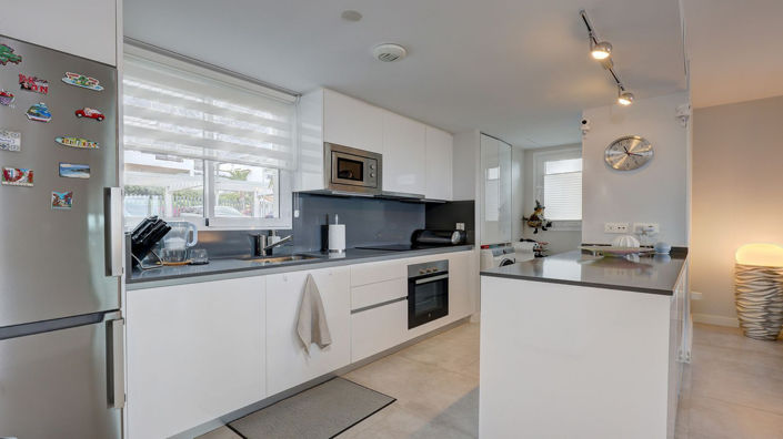 Image No.13-3 Bed Apartment for sale