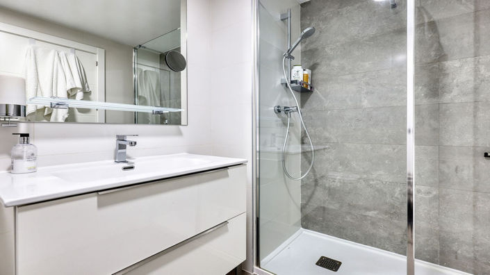 Image No.20-3 Bed Apartment for sale