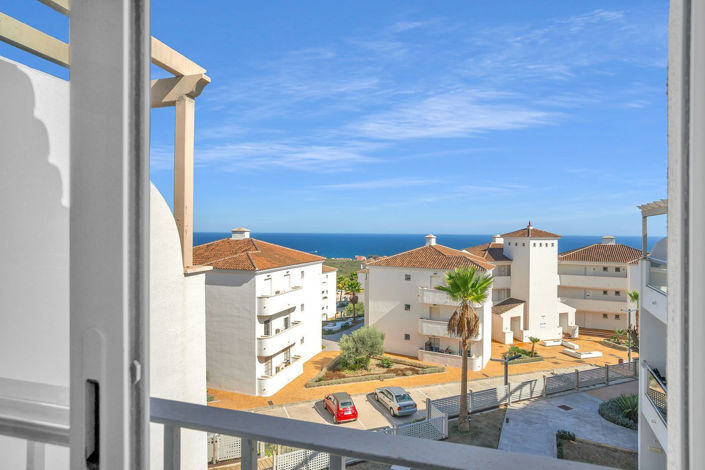 Image No.20-3 Bed Apartment for sale