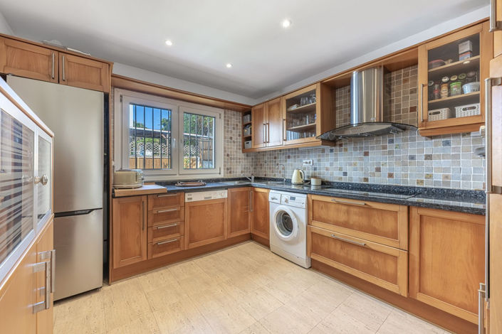 Image No.8-3 Bed Villa for sale