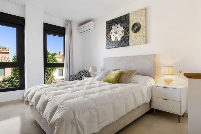 Image No.11-2 Bed Apartment for sale