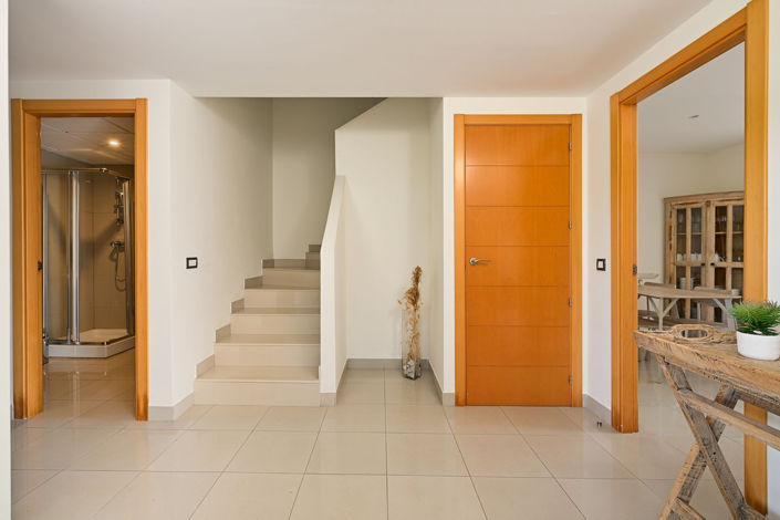 Image No.10-3 Bed Villa for sale