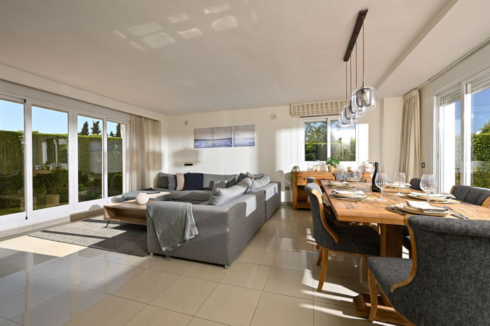 Image No.6-3 Bed Villa for sale