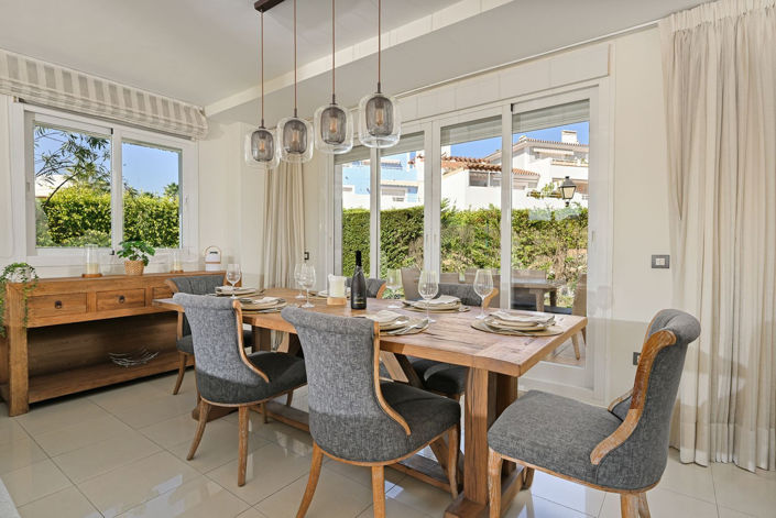 Image No.9-3 Bed Villa for sale