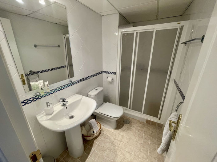 Image No.13-2 Bed Apartment for sale