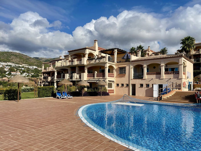 Image No.19-2 Bed Apartment for sale