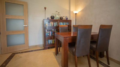 11-20939a0134ad724a8cb2a801094d15a4