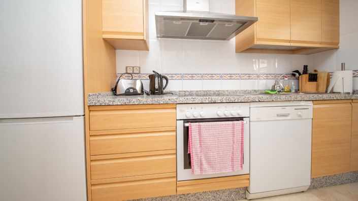 Image No.14-2 Bed Apartment for sale