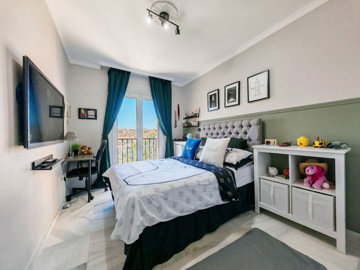 13-5fd73dea700db77384c091ca9818b1a9