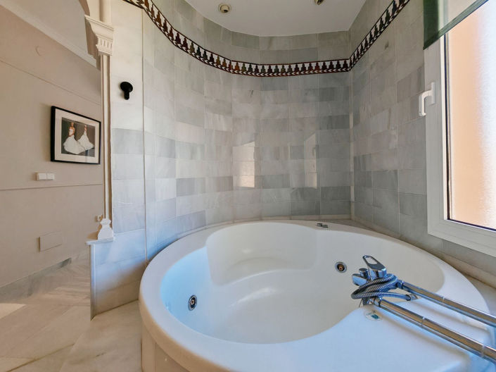 Image No.17-3 Bed Villa for sale