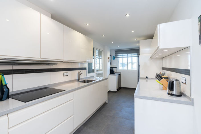 Image No.9-3 Bed Apartment for sale