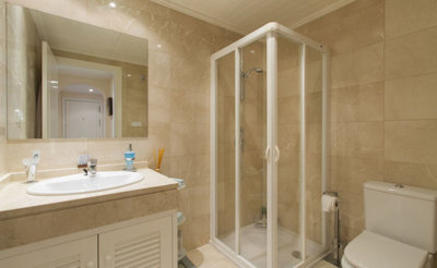 8-e64a9055bba3e77ac8aca3b893cdf826