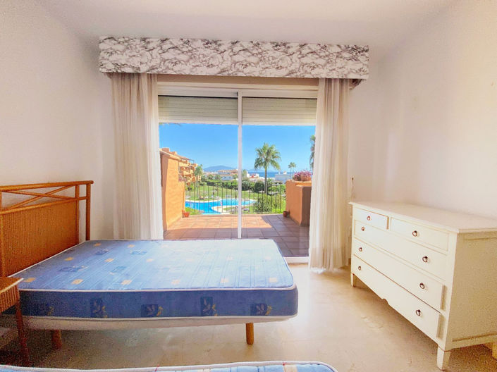 Image No.15-3 Bed Apartment for sale