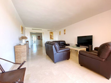 7-aa4cc561180b369757c0bb4af9886cd3