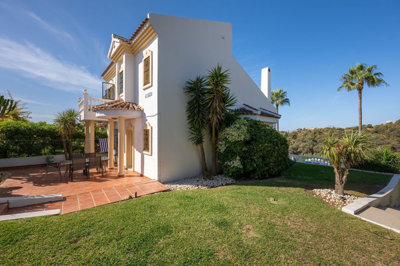 4-c23c0f86247804fa50226aecd8b0b2c8