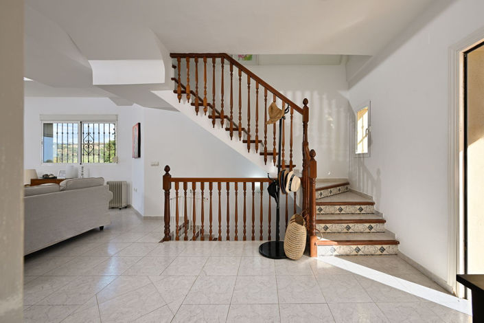 Image No.8-4 Bed Townhouse for sale