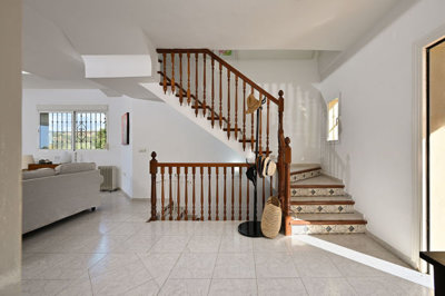 8-e64a9055bba3e77ac8aca3b893cdf826