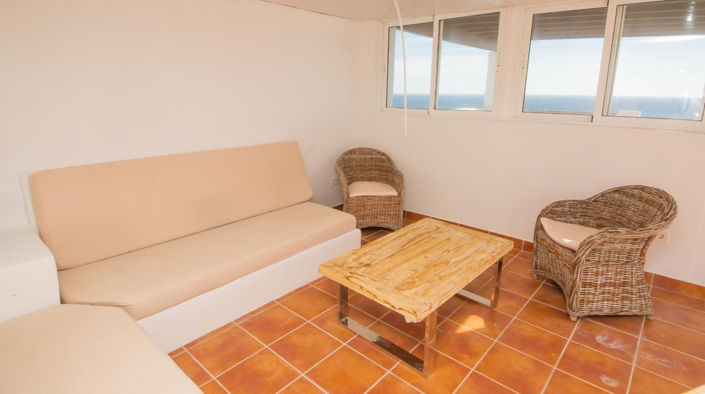 Image No.22-2 Bed Apartment for sale