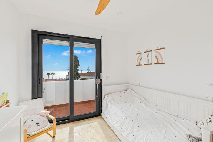 Image No.23-3 Bed Townhouse for sale