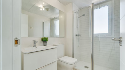 11-20939a0134ad724a8cb2a801094d15a4