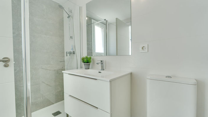 Image No.12-2 Bed Apartment for sale