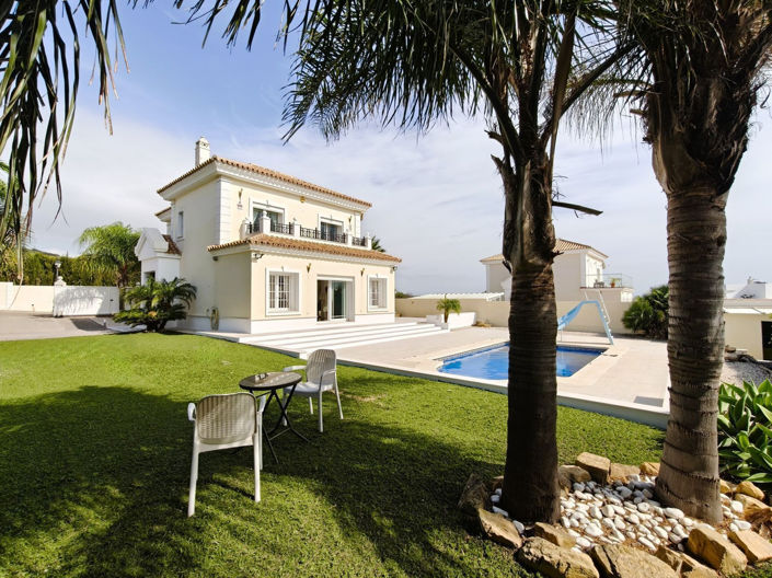 Image No.1-3 Bed Villa for sale