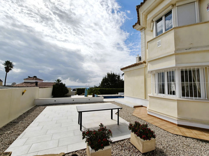 Image No.27-3 Bed Villa for sale