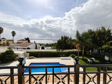 4-c23c0f86247804fa50226aecd8b0b2c8