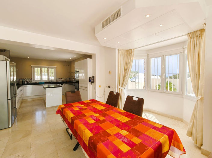 Image No.9-3 Bed Villa for sale