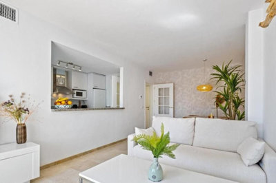 13-5fd73dea700db77384c091ca9818b1a9