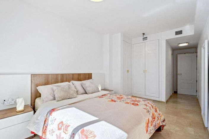 Image No.15-2 Bed Apartment for sale