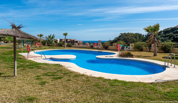 Image No.28-3 Bed Apartment for sale