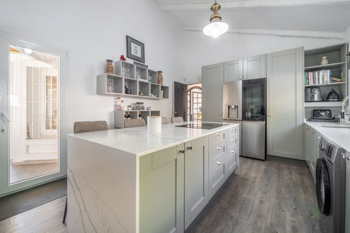 Image No.20-3 Bed Villa for sale