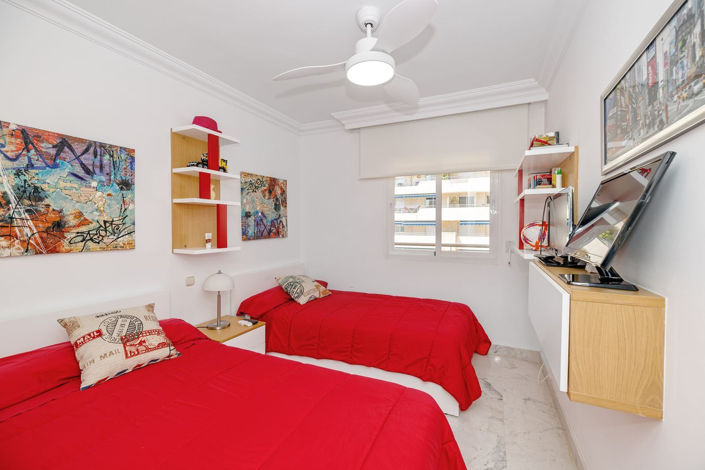 Image No.29-3 Bed Apartment for sale