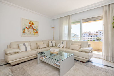 7-aa4cc561180b369757c0bb4af9886cd3