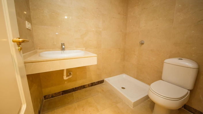 Image No.20-2 Bed Apartment for sale