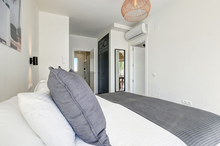 Image No.24-2 Bed Apartment for sale