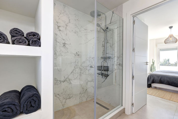 Image No.30-2 Bed Apartment for sale