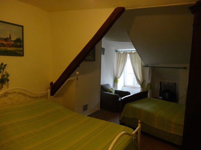 Image No.14-6 Bed House for sale