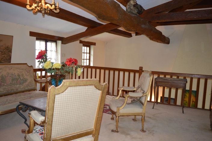 Image No.10-6 Bed House for sale