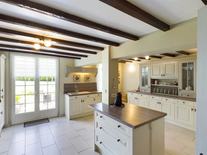 Image No.4-9 Bed House for sale