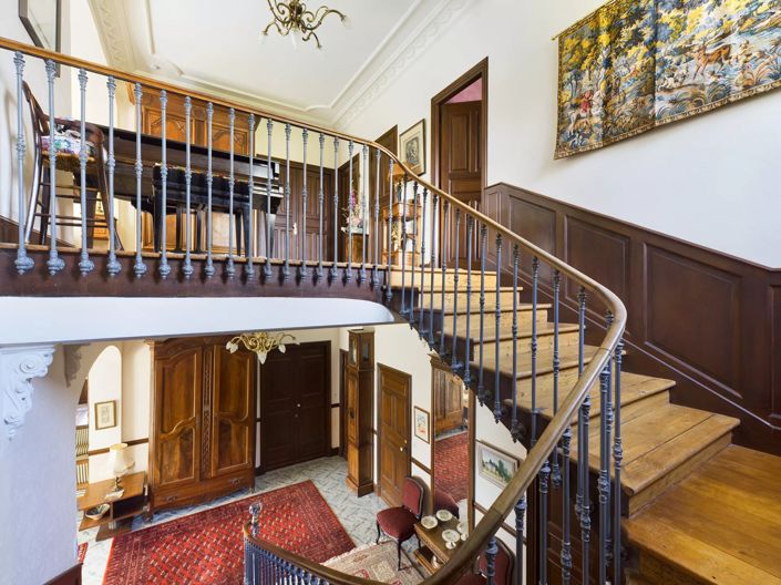 Image No.7-30 Bed House for sale