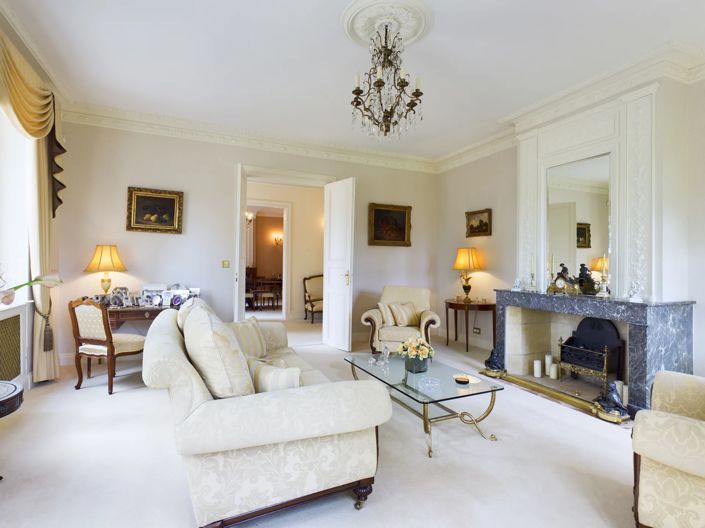 Image No.7-6 Bed House for sale